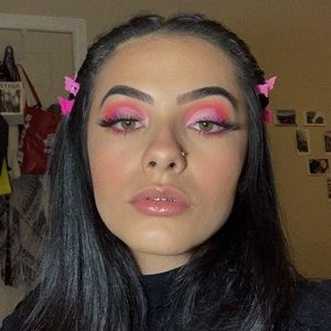 Meet your Posher, Gabrielle